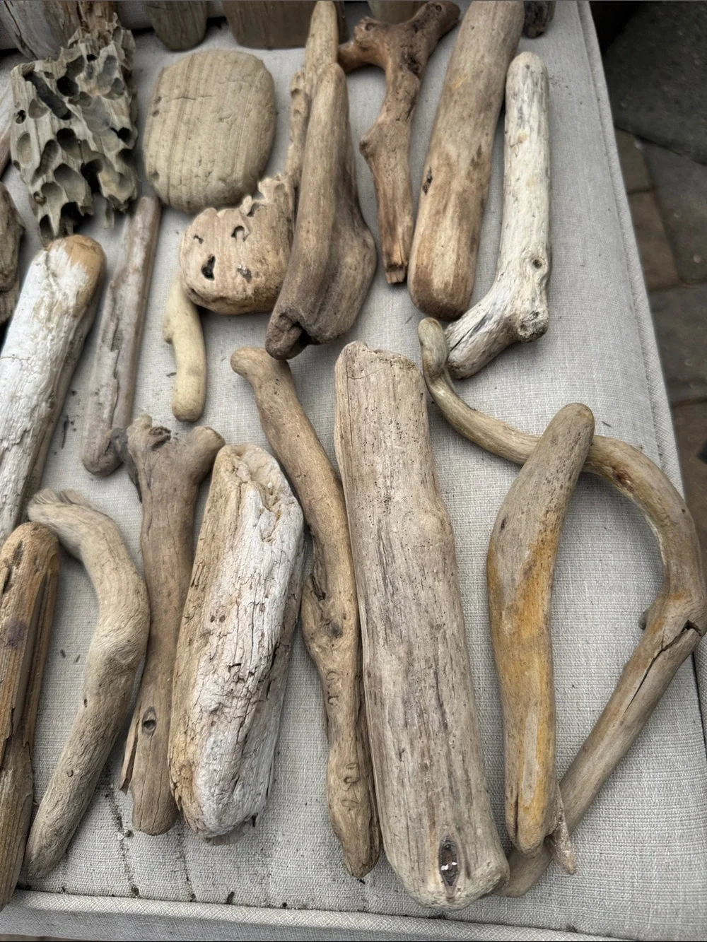43 pc for (5 lbs shipped) Box of Natural Driftwood Pieces Decor Crafts Projects